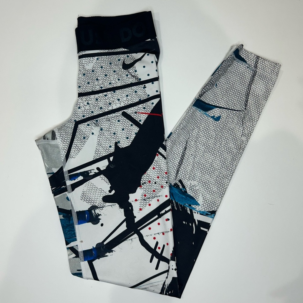 Nike Graphic Leggings - Black, Blue, and White